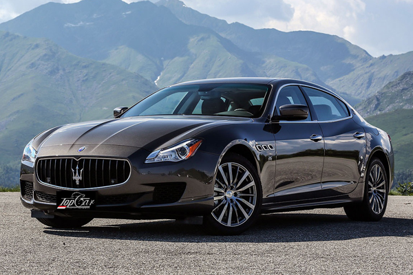 Rent Maserati Quattroporte